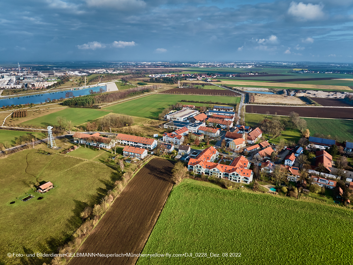 08.12.2022 - Quetschwerk - DEMOS-Wohnbau - Bauplatz in Gronsdorf 08.12.2022 - Quetschwerk - DEMOS-Wohnbau - Bauplatz in Gronsdorf
